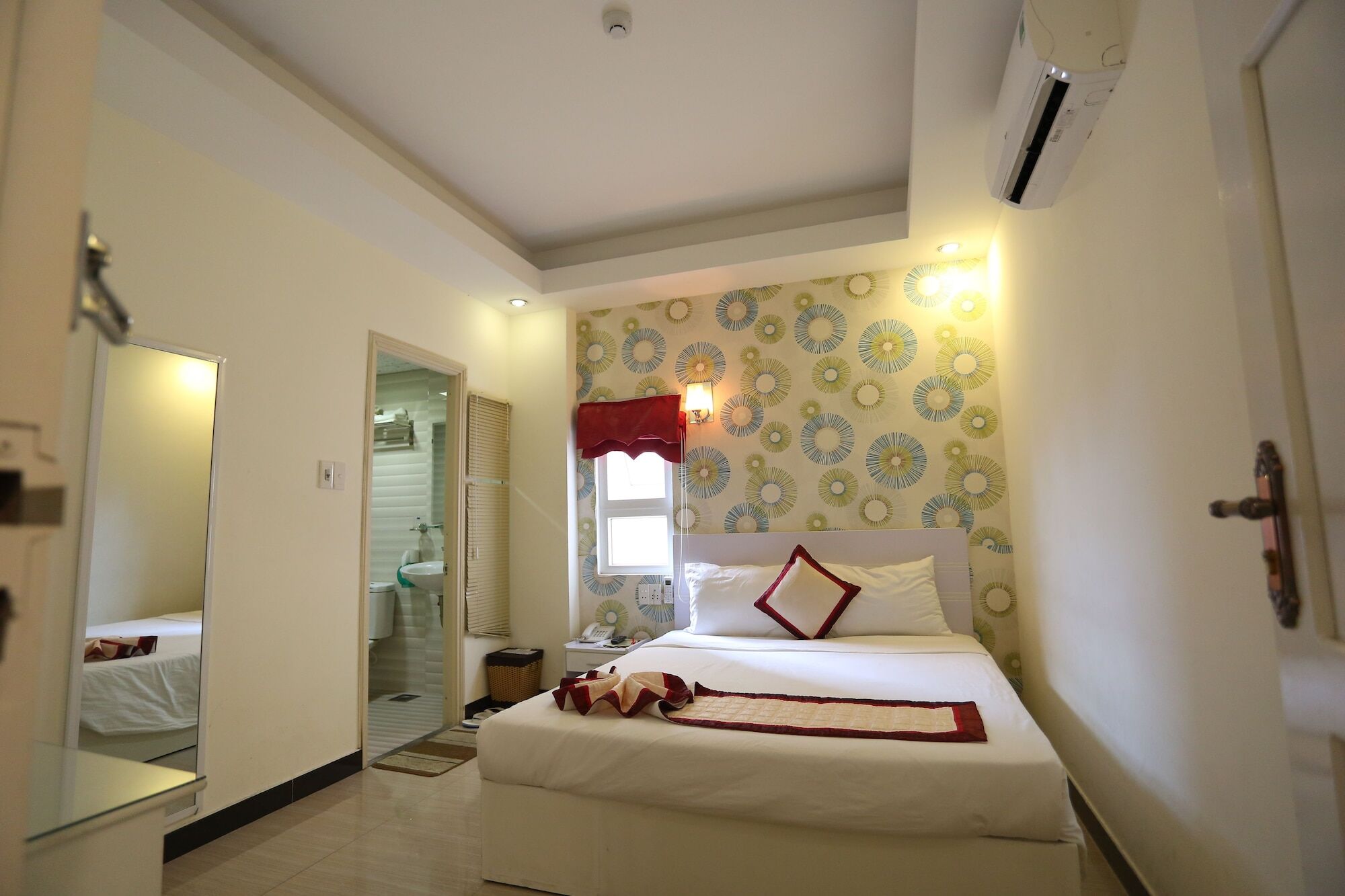Minh Hoang Hy Hotel Da Nang Bagian luar foto